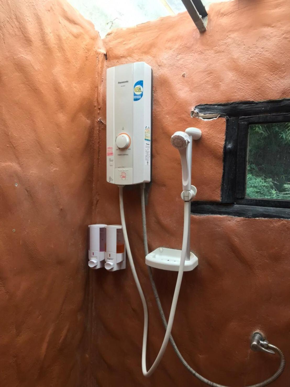 Hotel Baan Pong Tara Suan Phueng Zewnętrze zdjęcie